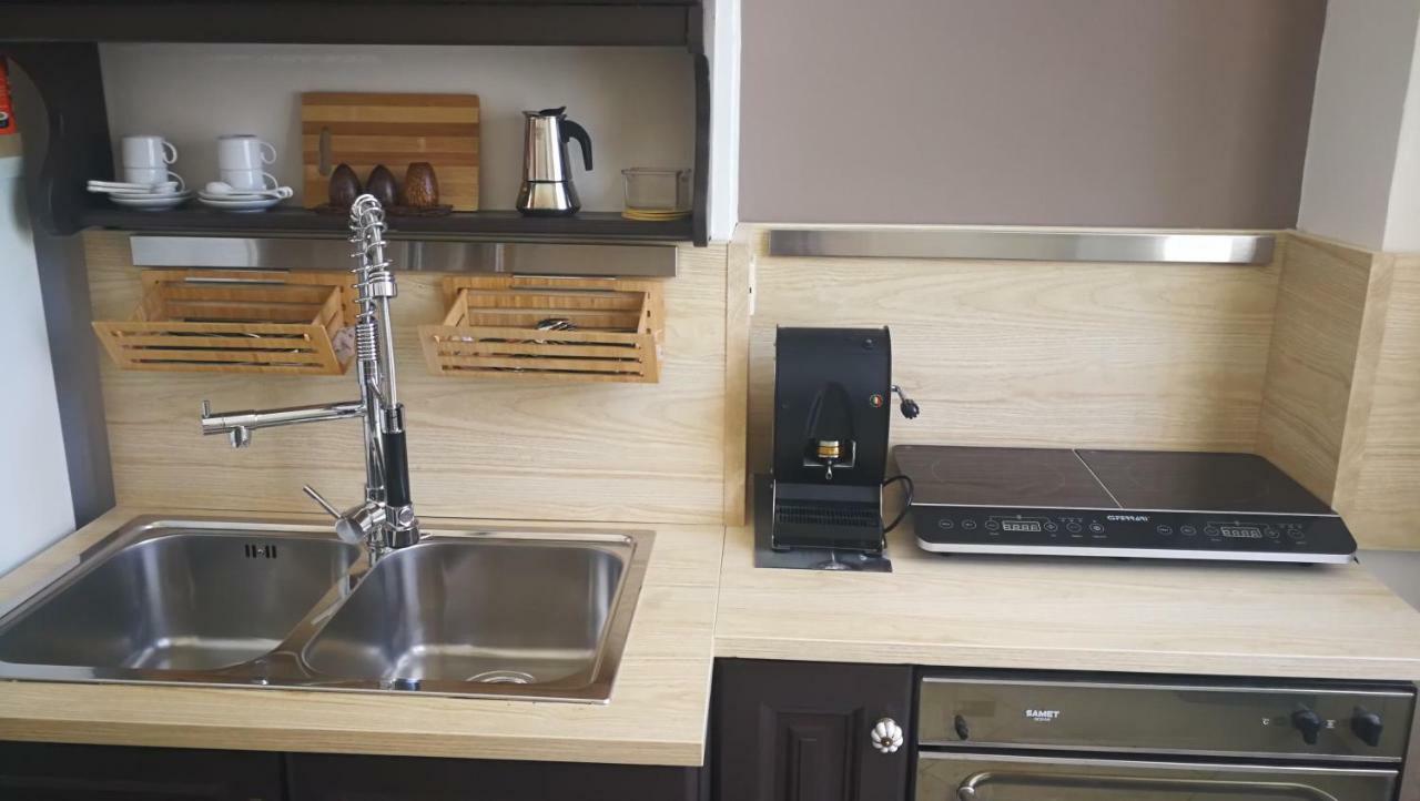 Reggiahome Apartment กาแซร์ตา ภายนอก รูปภาพ