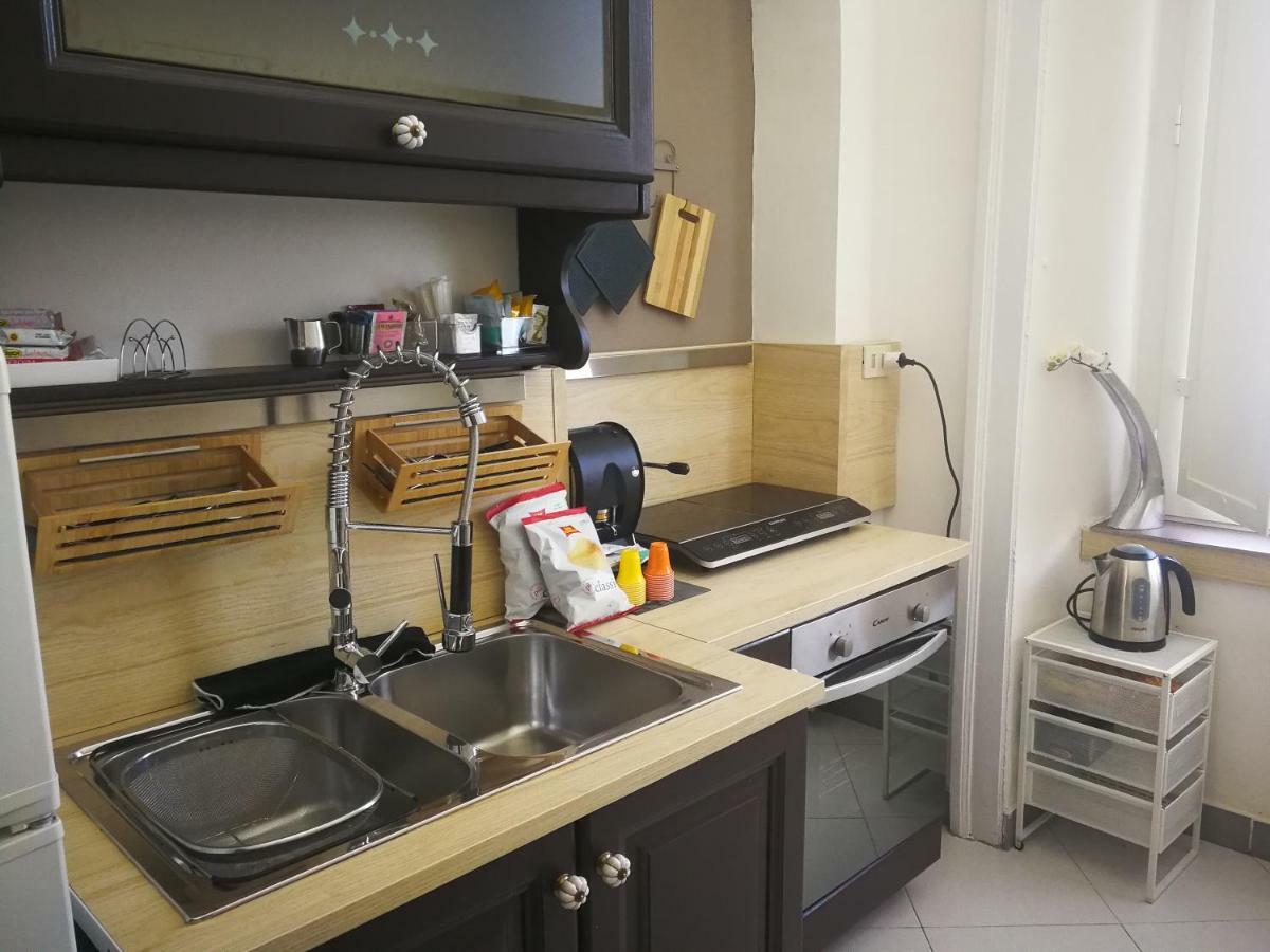 Reggiahome Apartment กาแซร์ตา ภายนอก รูปภาพ